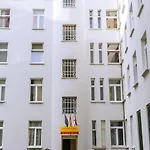 Avalex 2* Berlin