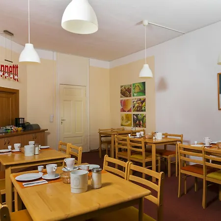 Avalex Guest house 2*