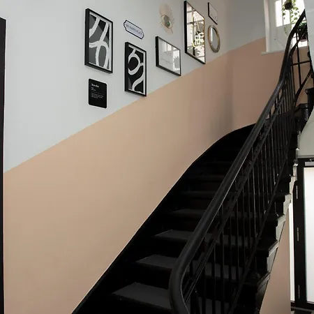 Casa de hóspedes Avalex 2*