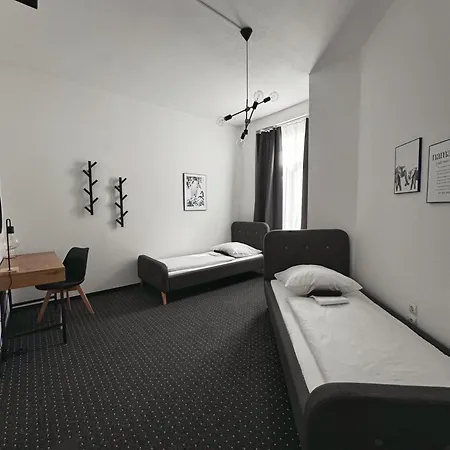 Avalex 2* Berlim