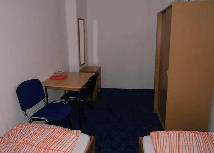 게스트하우스 Avalex 2*